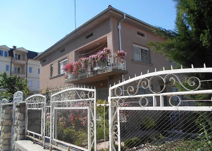Adzija House
