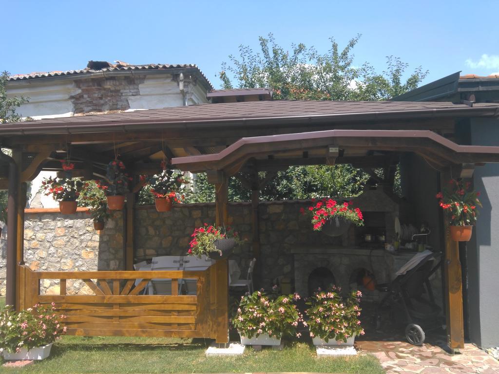 Adzija House